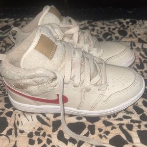 Kids Jordan 1 mid Ultility